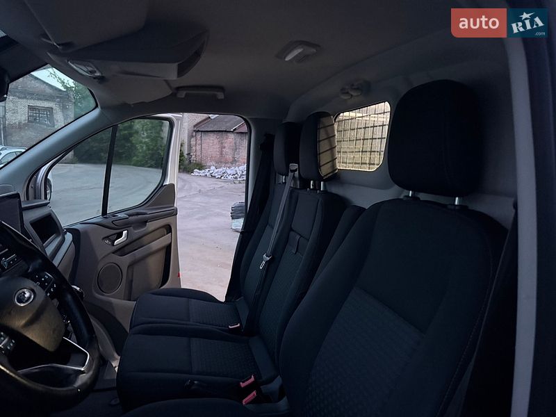 Грузовой фургон Ford Transit Custom 2019 в Ровно