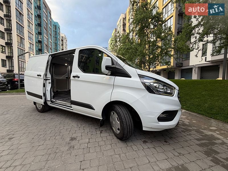 Мікроавтобус вантажний (до 3,5т) Ford Transit Custom 2018 в Дніпрі