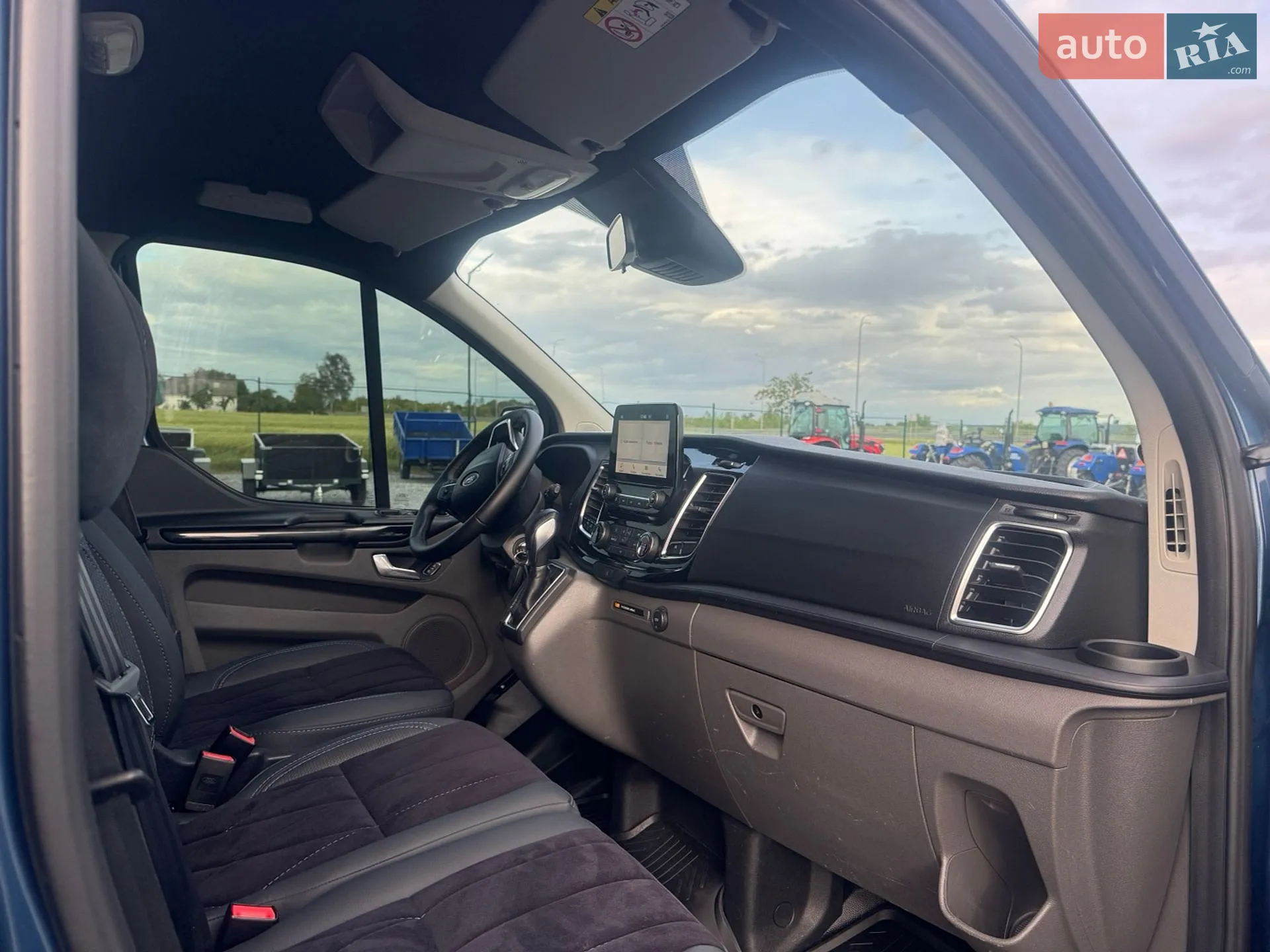 2019 Ford Transit Connect - мініатюра 28