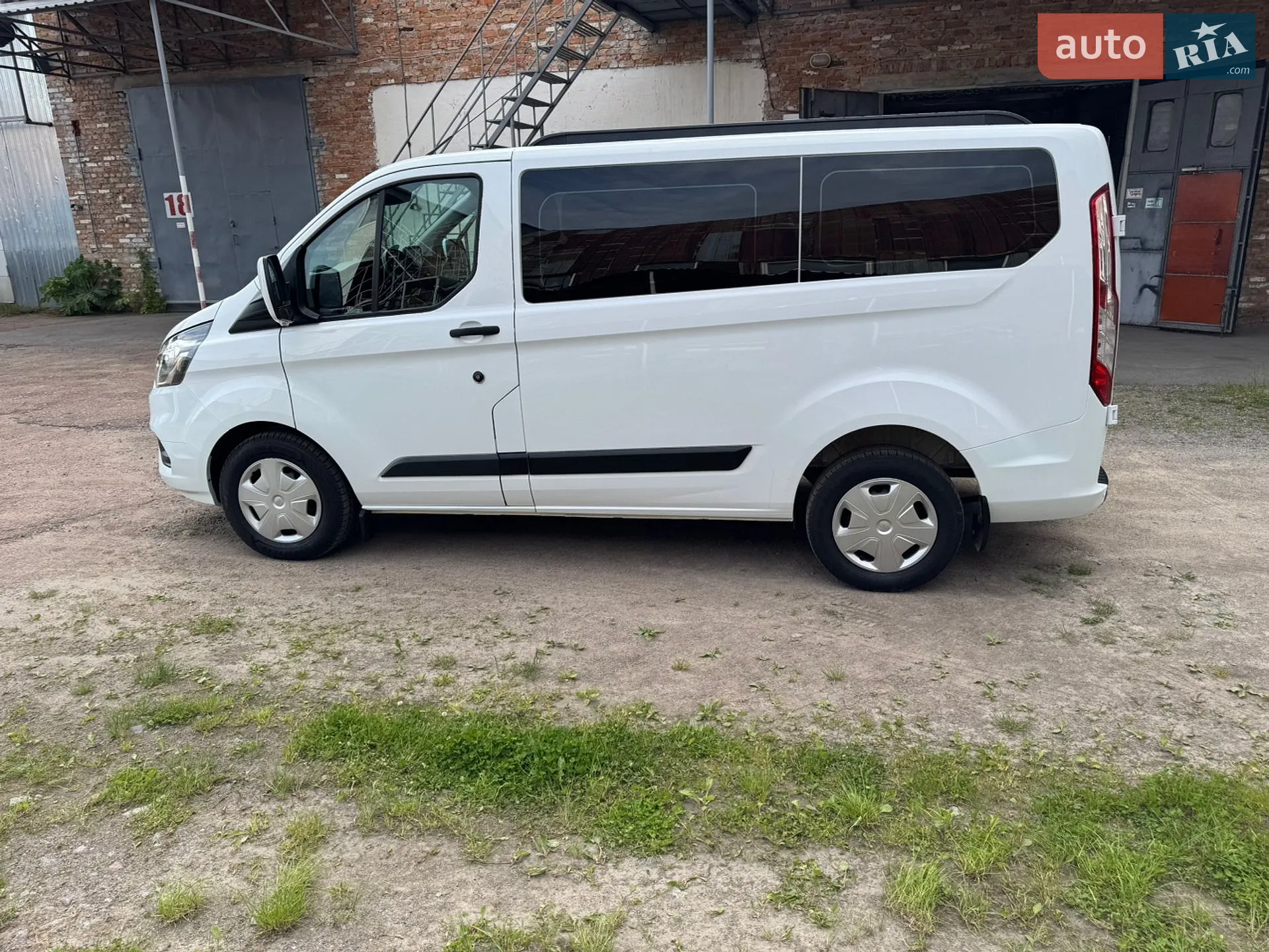 2022 Ford Transit Connect - мініатюра 22