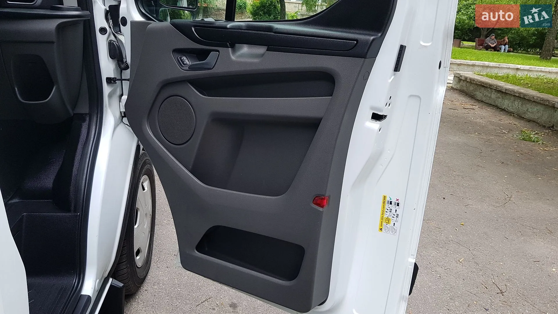 2020 Ford Transit Connect - мініатюра 40