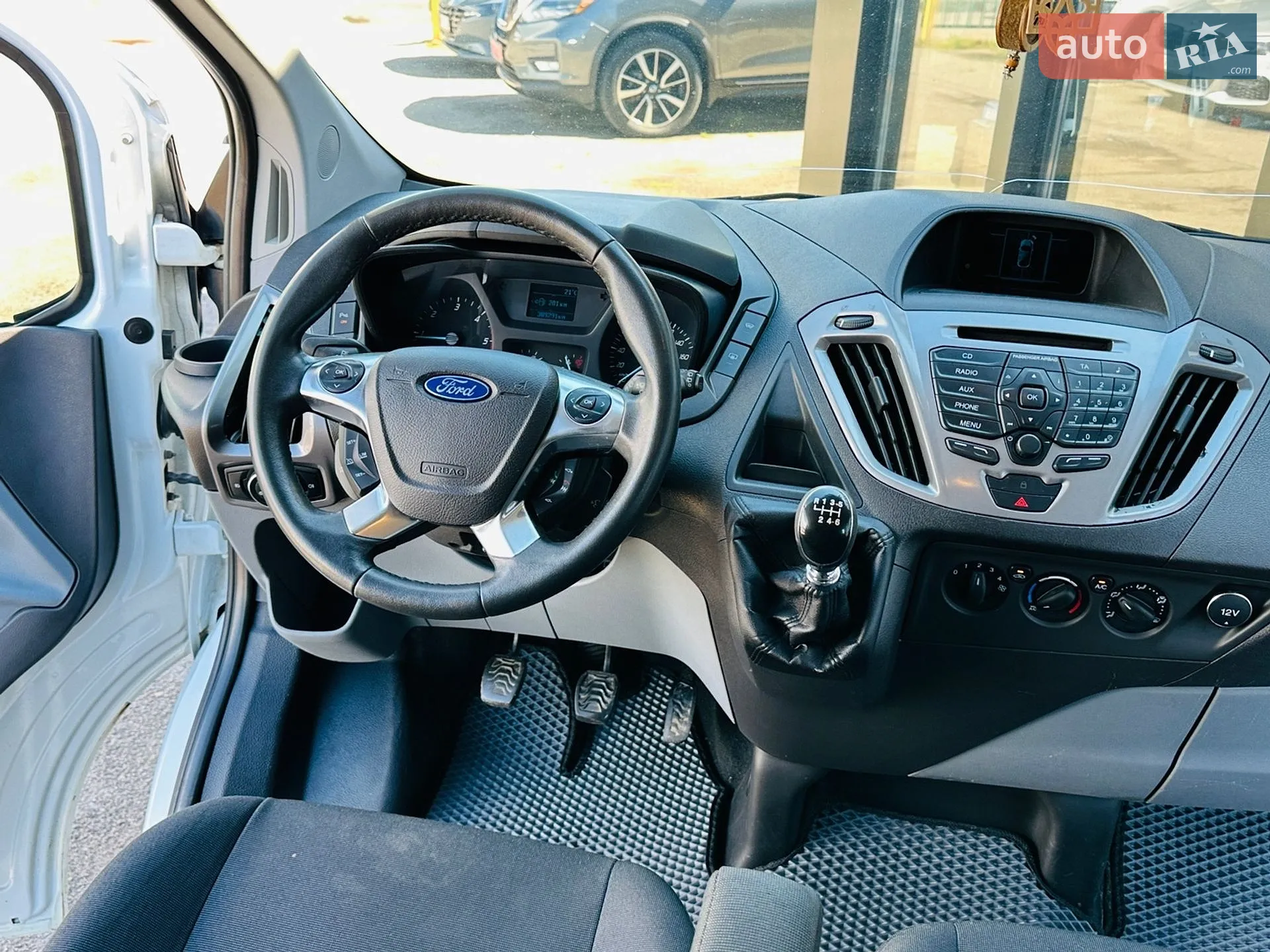2014 Ford Transit Connect - мініатюра 26