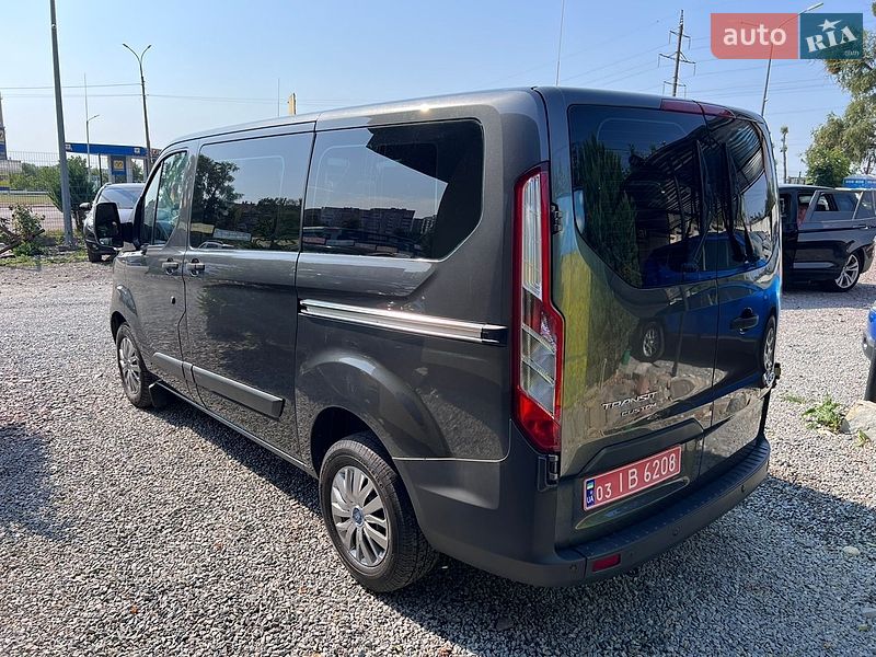 Мінівен Ford Transit Custom 2017 в Рівному фото 13 Мінівен Ford Transit Custom 2017 в Рівному
