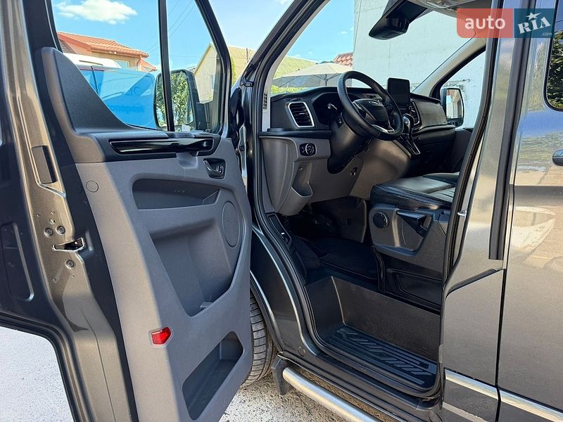 Вантажопасажирський фургон Ford Transit Custom 2019 в Дубні