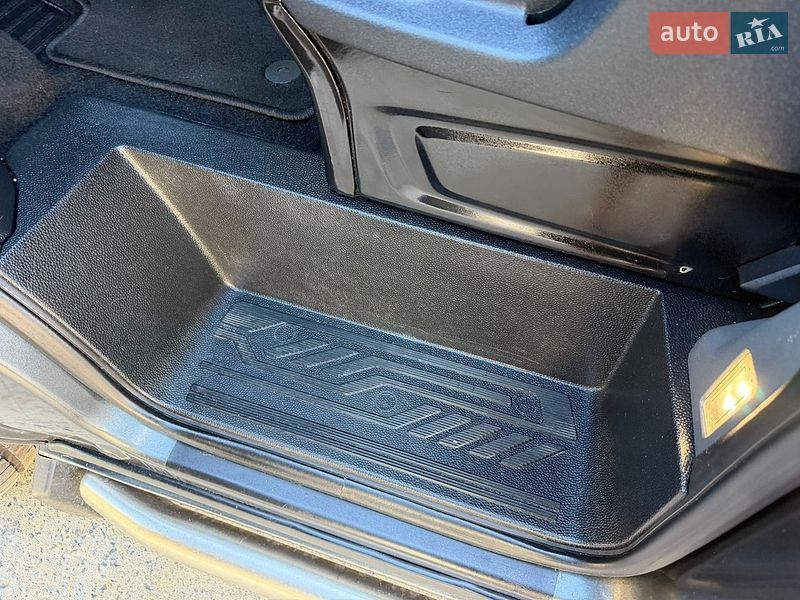 Вантажопасажирський фургон Ford Transit Custom 2019 в Дубні
