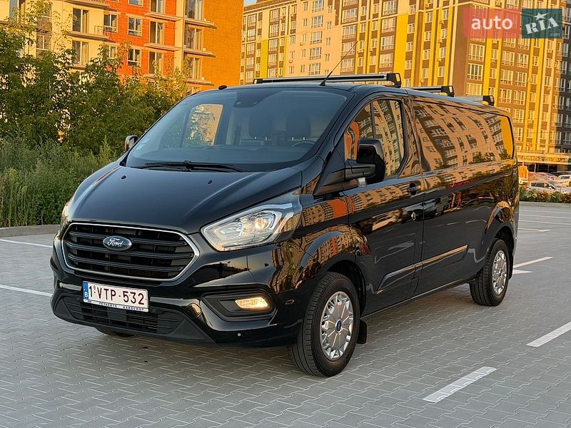 Вантажний фургон Ford Transit Custom 2019 в Ірпені
