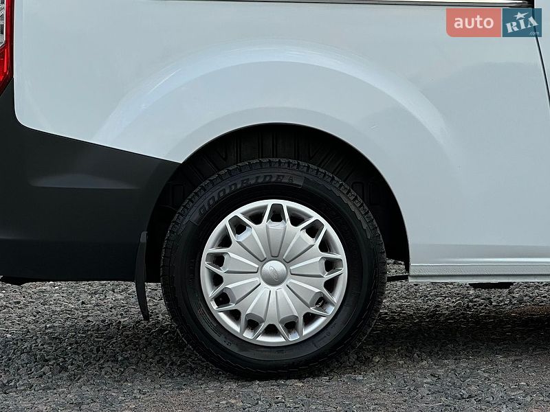 Минивэн Ford Transit Custom 2015 в Самборе