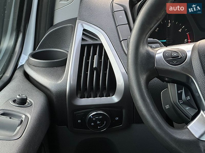 Минивэн Ford Transit Custom 2015 в Самборе