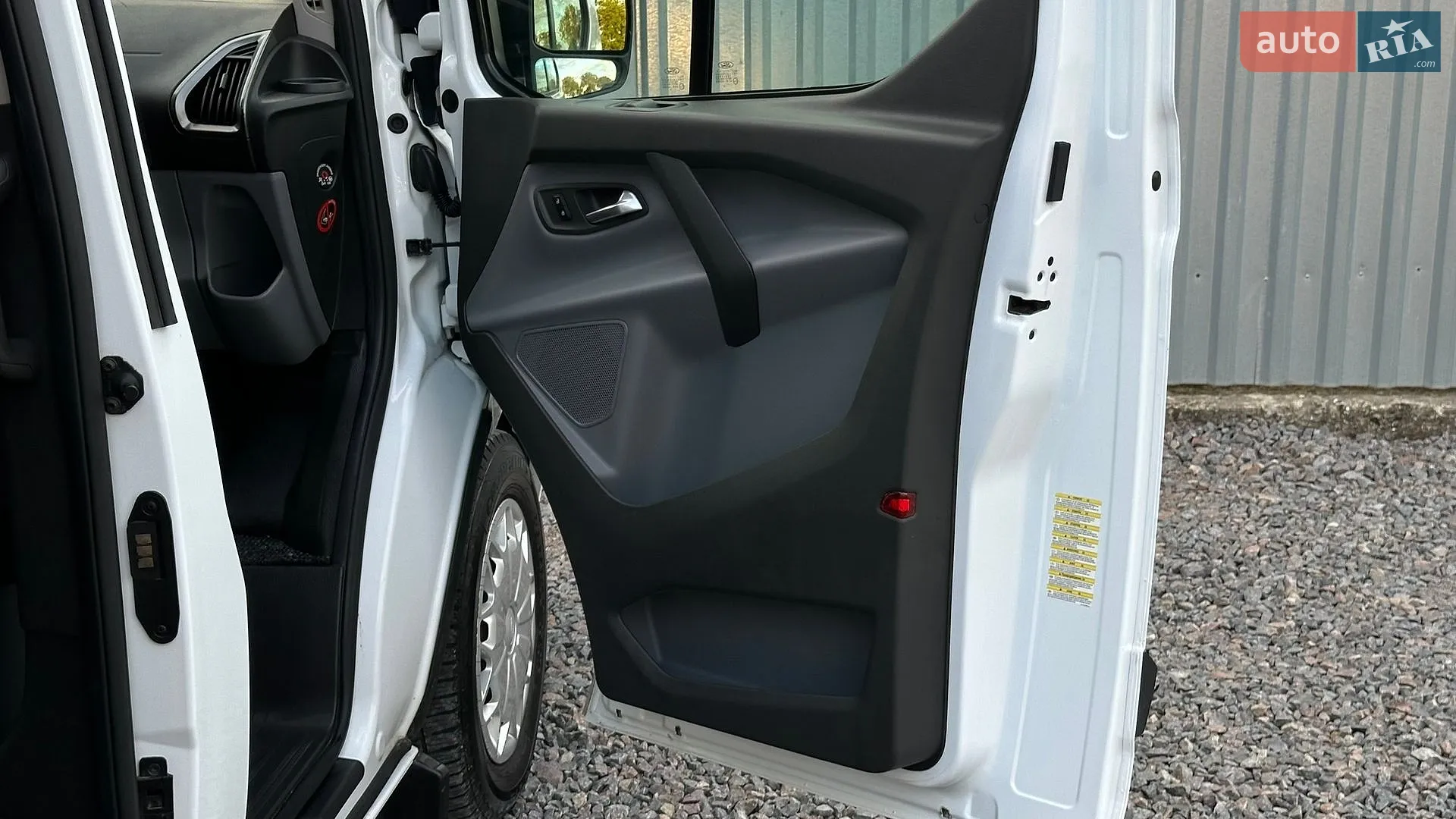 2015 Ford Transit Connect - мініатюра 84