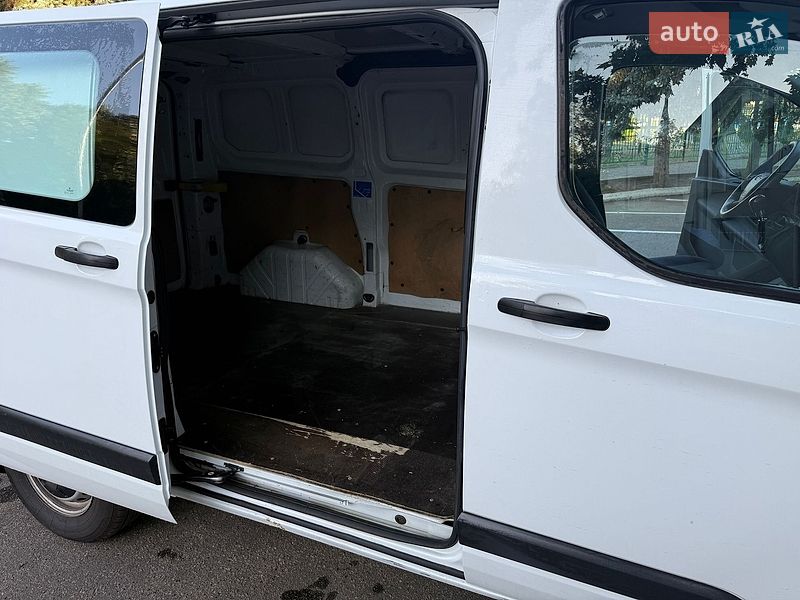 Вантажний фургон Ford Transit Custom 2016 в Одесі