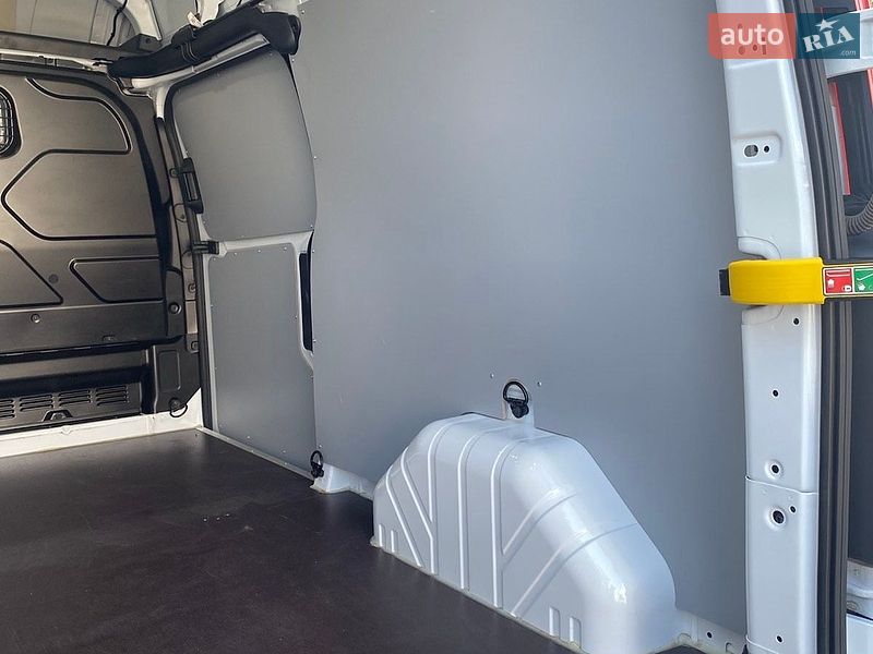 Вантажний фургон Ford Transit Custom 2023 в Житомирі