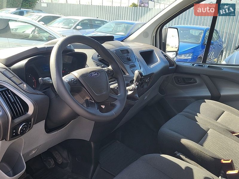 Вантажний фургон Ford Transit Custom 2017 в Києві