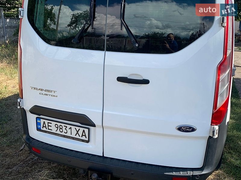 Грузовой фургон Ford Transit Custom 2016 в Кривом Роге