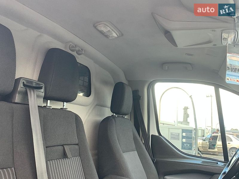 Грузовой фургон Ford Transit Custom 2016 в Кривом Роге