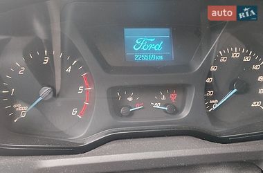Мінівен Ford Transit Custom 2015 в Чернівцях