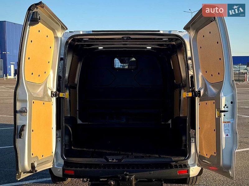 Грузовой фургон Ford Transit Custom 2018 в Киеве