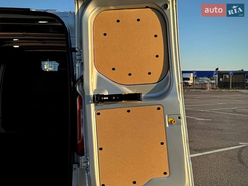 Грузовой фургон Ford Transit Custom 2018 в Киеве