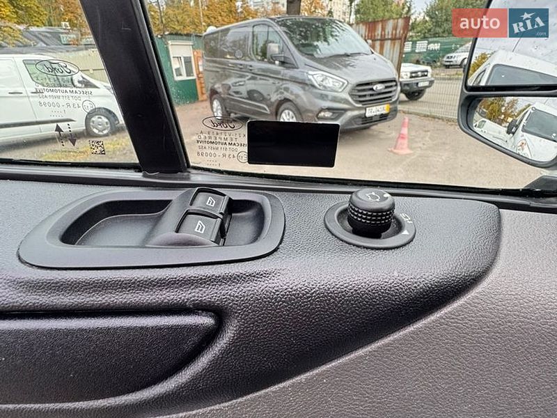 Вантажний фургон Ford Transit Custom 2021 в Києві