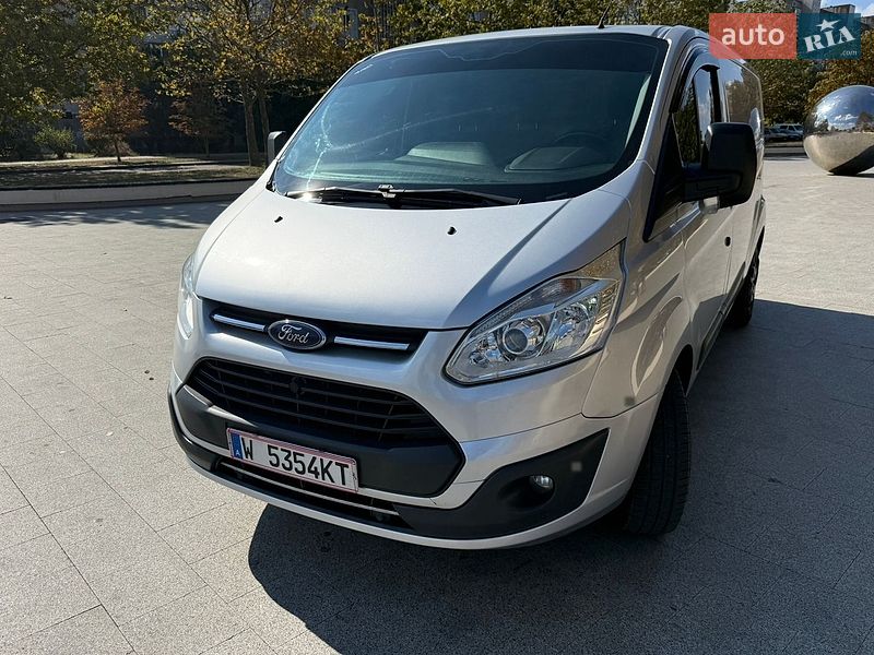 Вантажний фургон Ford Transit Custom 2017 в Одесі