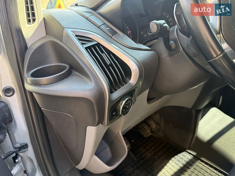 Вантажний фургон Ford Transit Custom 2017 в Одесі