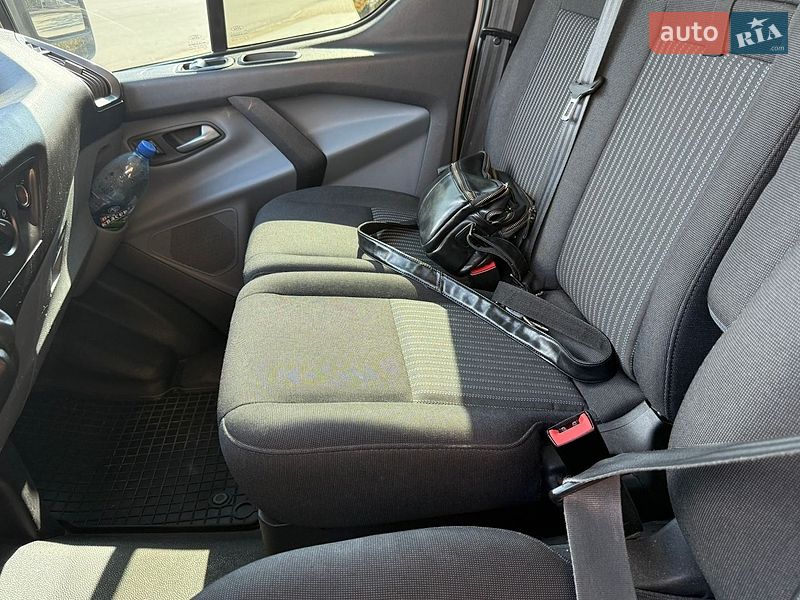 Вантажний фургон Ford Transit Custom 2017 в Одесі