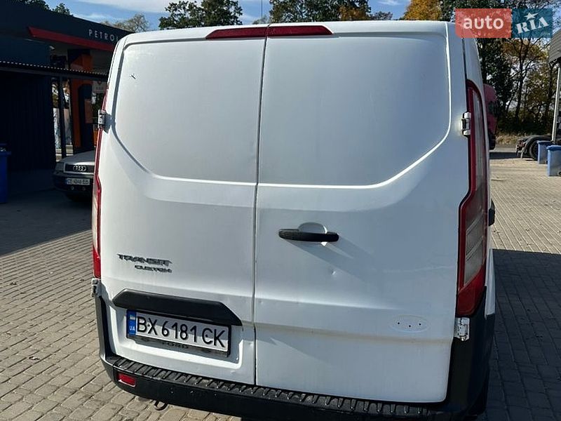 Вантажний фургон Ford Transit Custom 2014 в Чернівцях