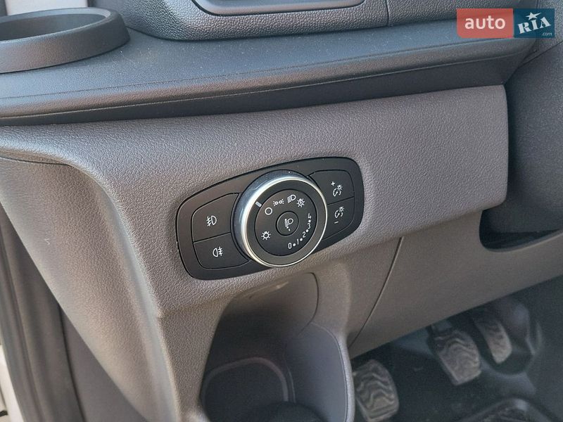 Вантажний фургон Ford Transit Custom 2019 в Бердичеві