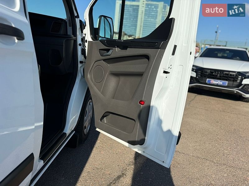 Грузовой фургон Ford Transit Custom 2024 в Киеве