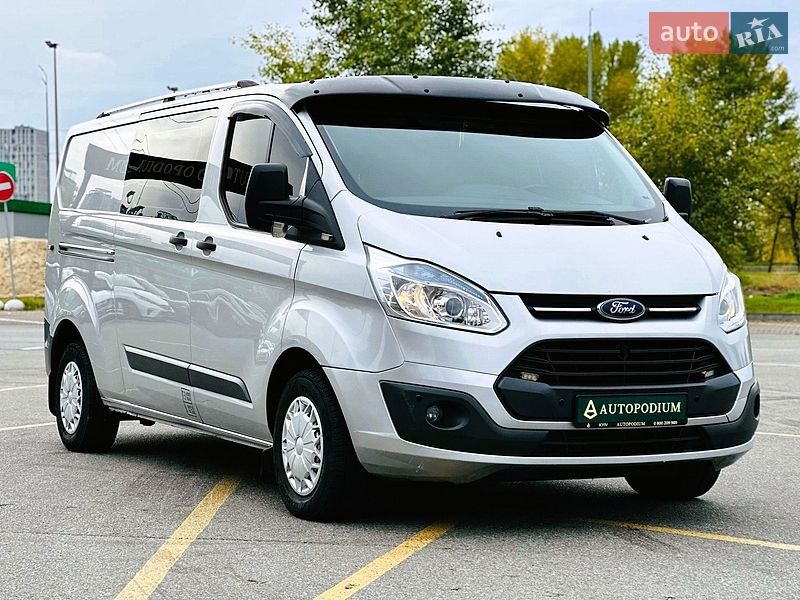 Вантажний фургон Ford Transit Custom 2015 в Києві