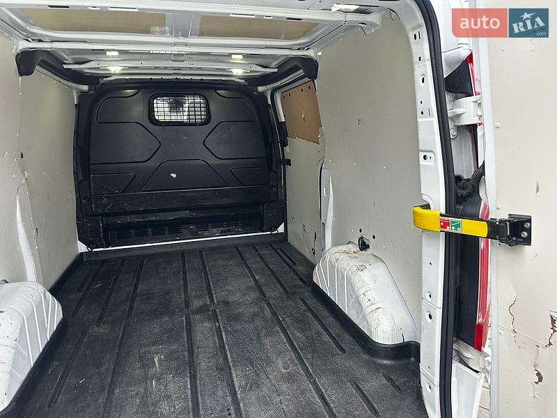 Вантажний фургон Ford Transit Custom 2014 в Житомирі