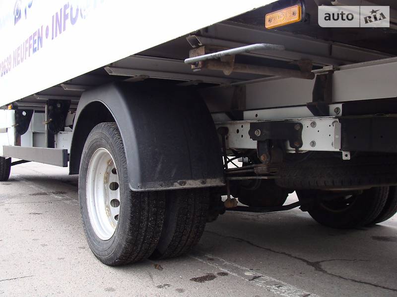 Грузовой фургон Ford Transit 2012 в 