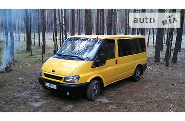 Грузопассажирский фургон Ford Transit 2004 в Ровно