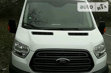 Вантажопасажирський фургон Ford Transit 2015 в Одесі