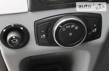 Минивэн Ford Transit 2015 в 