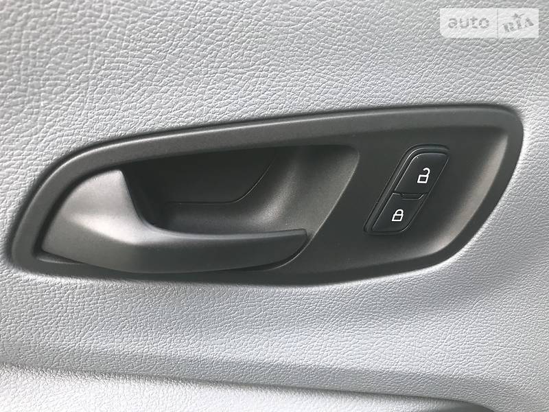 Вантажний фургон Ford Transit 2014 в Дрогобичі