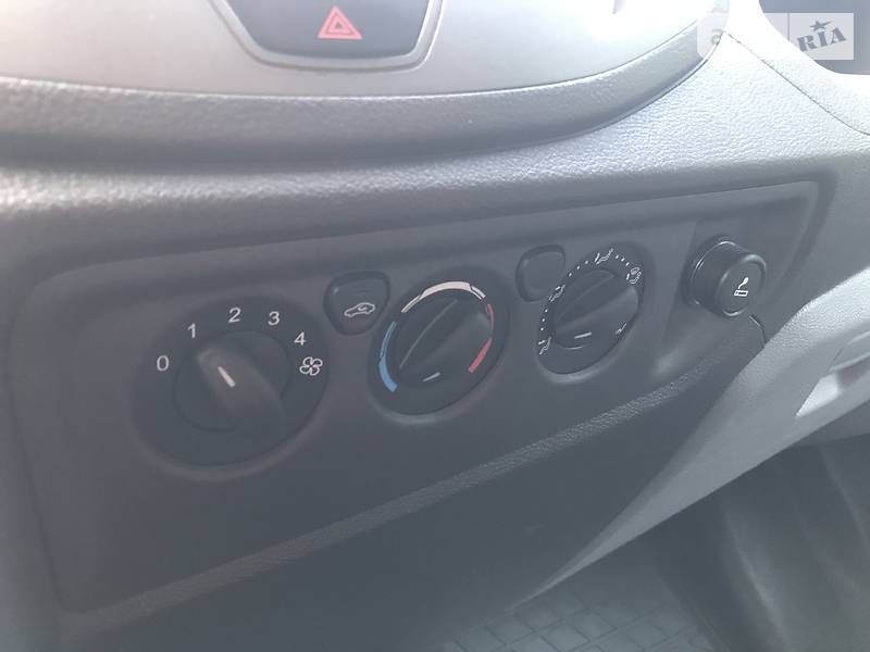 Вантажний фургон Ford Transit 2014 в Дрогобичі