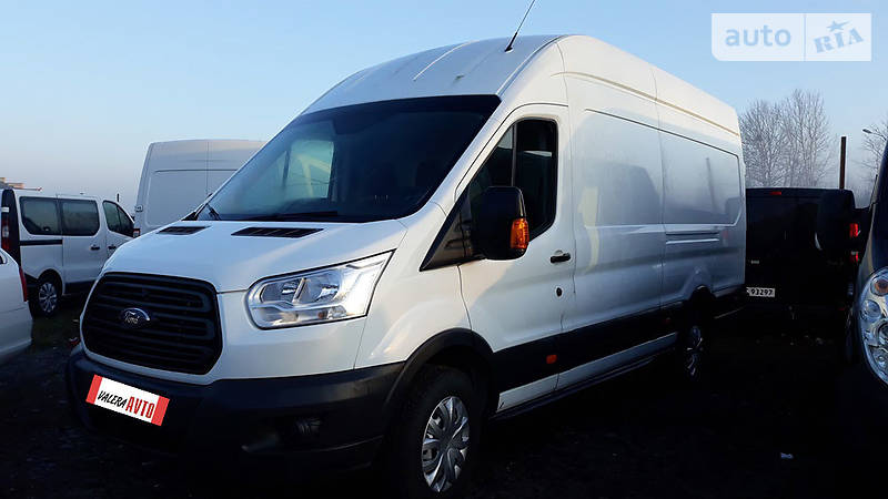 Грузовой фургон Ford Transit 2015 в 