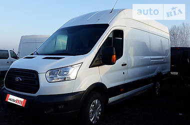 Грузовой фургон Ford Transit 2015 в 