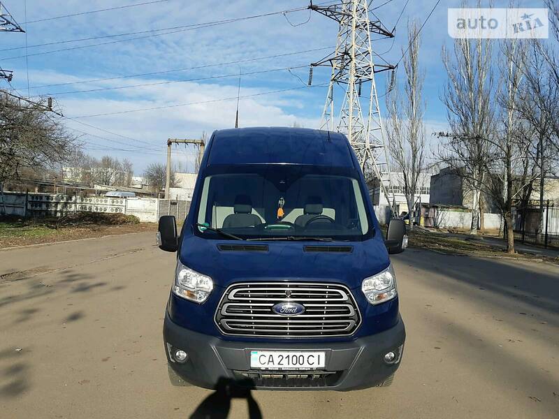 Вантажопасажирський фургон Ford Transit 2015 в Миколаєві