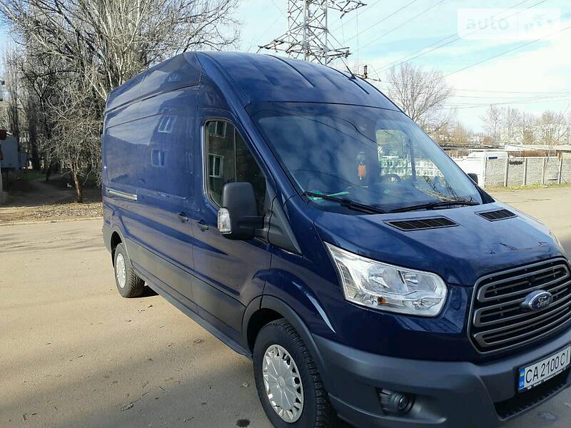 Вантажопасажирський фургон Ford Transit 2015 в Миколаєві