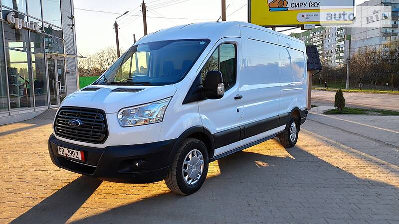 Вантажопасажирський фургон Ford Transit 2018 в Чернівцях