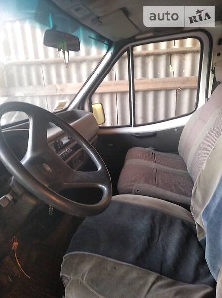 Мінівен Ford Transit 1991 в Гощі