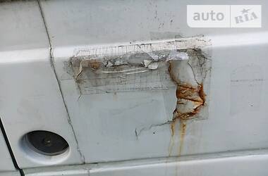 Вантажопасажирський фургон Ford Transit 1989 в 
