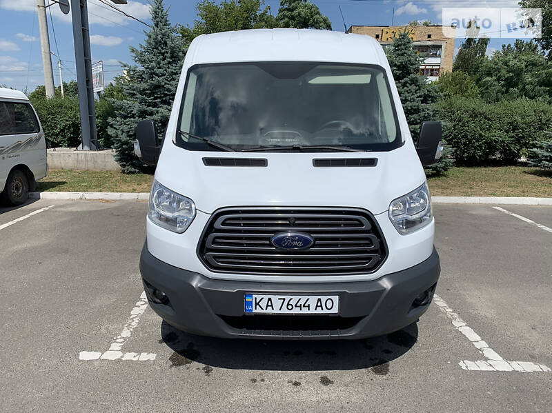 Вантажний фургон Ford Transit 2014 в 