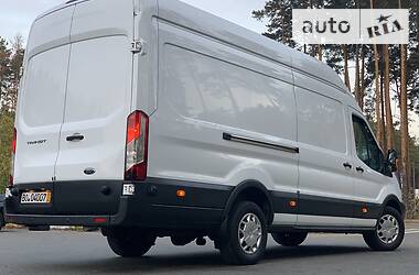 Грузопассажирский фургон Ford Transit 2017 в Ирпене