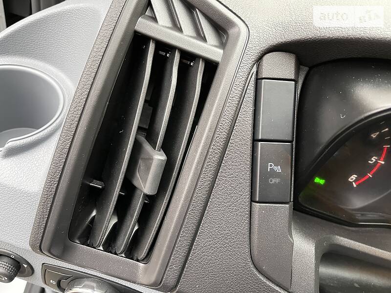 Вантажний фургон Ford Transit 2019 в Луцьку