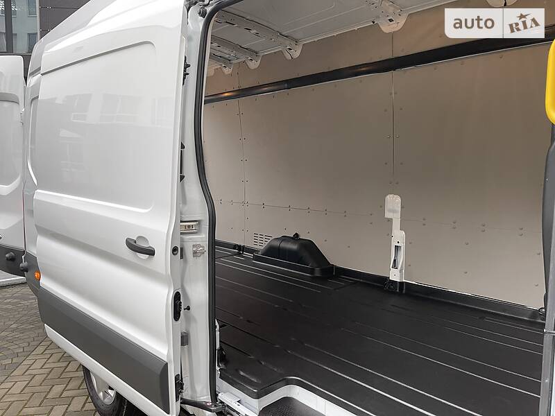 Вантажний фургон Ford Transit 2019 в Луцьку