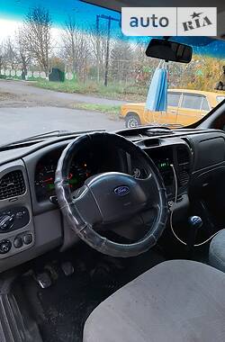 Вантажопасажирський фургон Ford Transit 2003 в Врадіївці