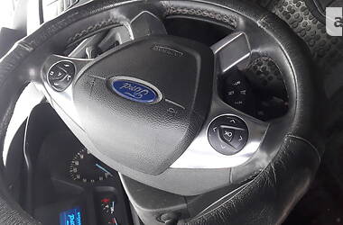 Грузопассажирский фургон Ford Transit 2015 в Тернополе