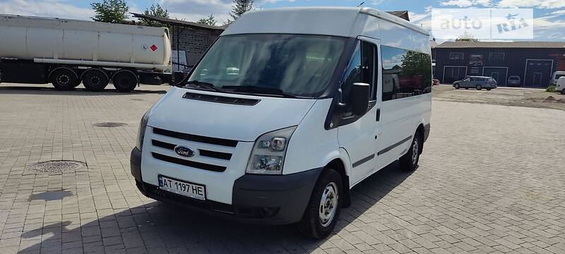 Мікроавтобус Ford Transit 2011 в Івано-Франківську